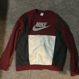 Black red in white Nike sweatshirt